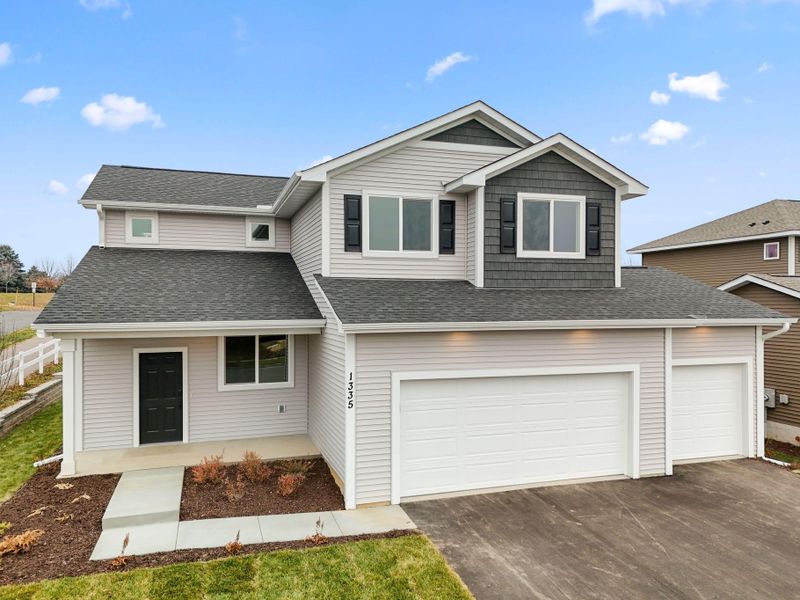 1335 Compton Ave, River Falls, WI 54022