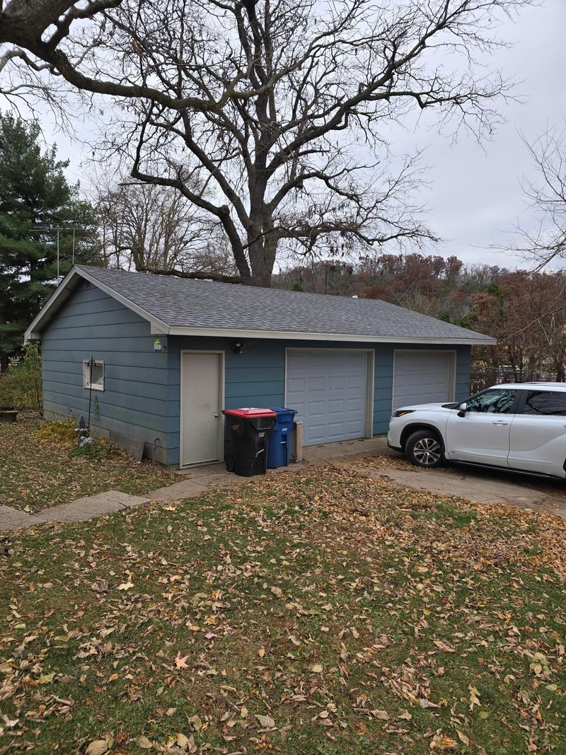 137 Burnside Ave N, Red Wing, MN 55066