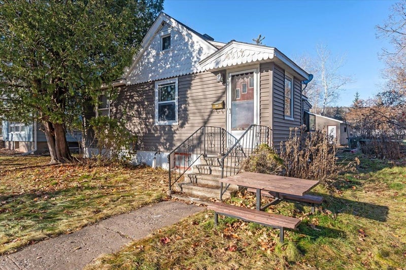 4217 Peabody St, Duluth, MN 55804