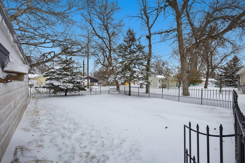104 3rd St NW, Dilworth, MN 56529