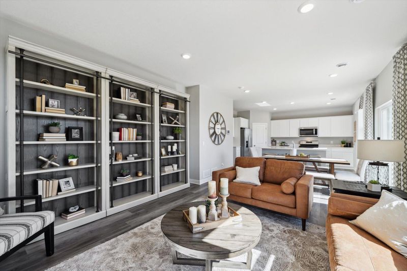 2391 Highview Ter, Shakopee, MN 55379