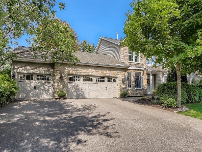 17064 Candlewood Pw, Eden Prairie, MN 55347