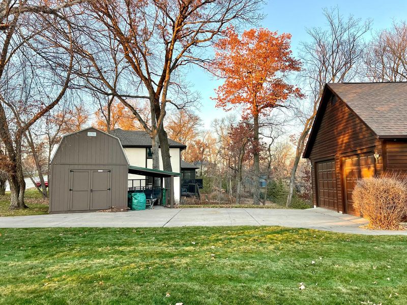 2391 Clover Ln, Red Wing, MN 55066