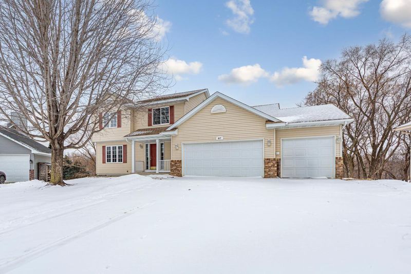 607 Miller Ct, Dundas, MN 55019
