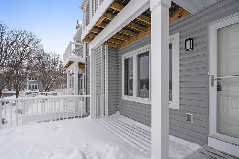 1595 W Wayzata Blvd #F, Long Lake, MN 55356