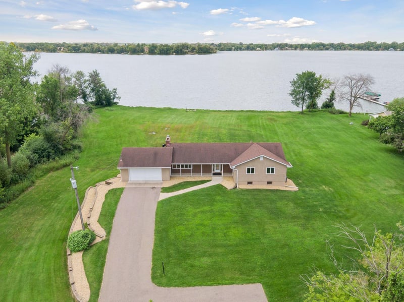 5281 217th St N, Forest Lake, MN 55025