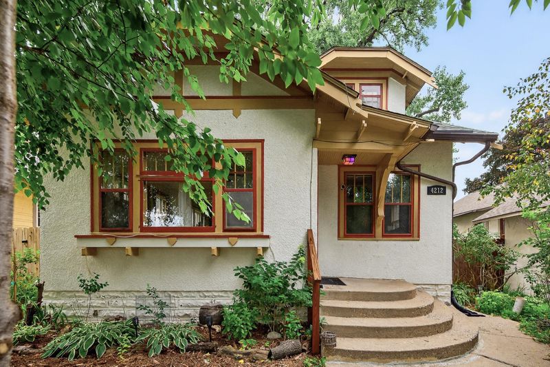 4212 Elliot Ave, Minneapolis, MN 55407