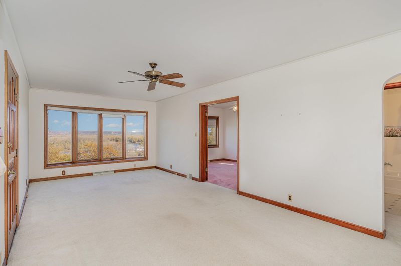 1815 Grandview Ave, Red Wing, MN 55066