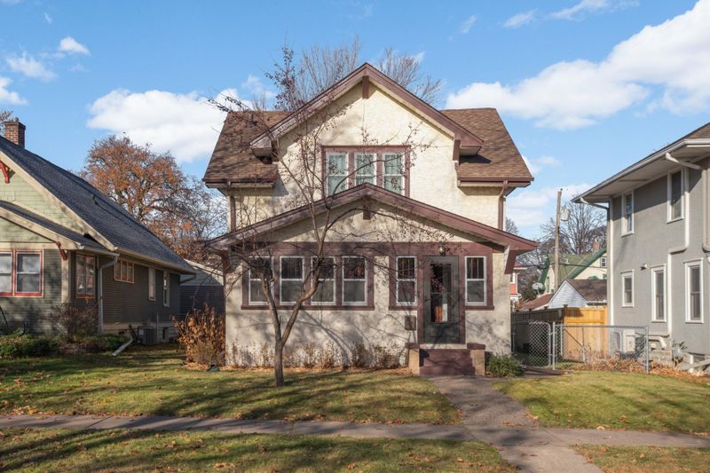 1153 Hawthorne Ave E, Saint Paul, MN 55106