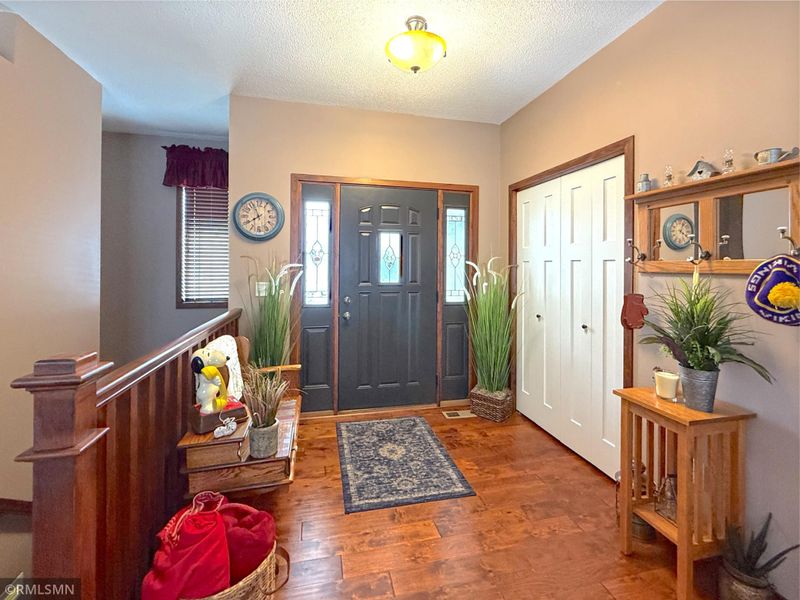 4463 87th St NE, Monticello, MN 55362