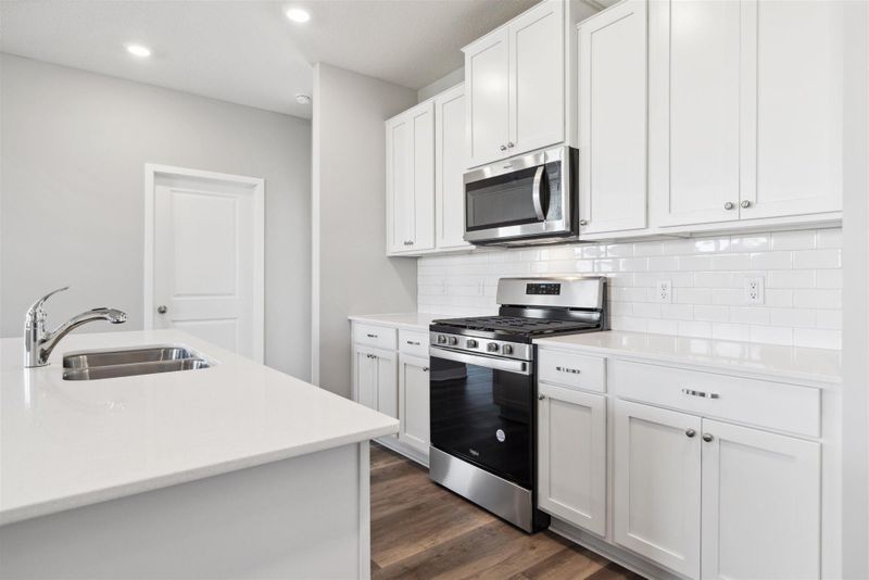 9810 Upper 89th St S, Cottage Grove, MN 55016