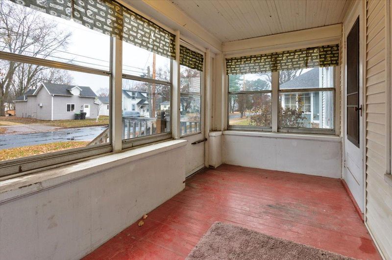 315 12th Ave W, Menomonie, WI 54751