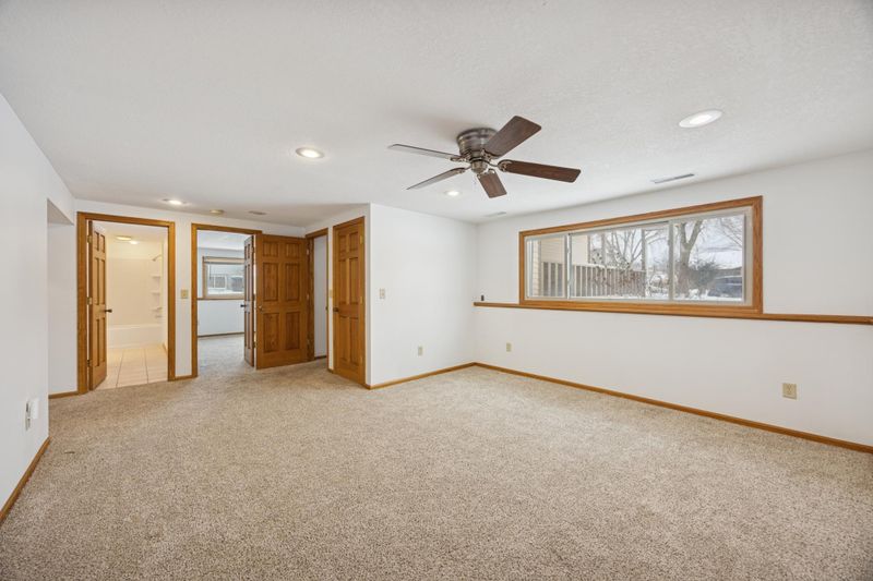 9648 Vincent Ave N, Brooklyn Park, MN 55444