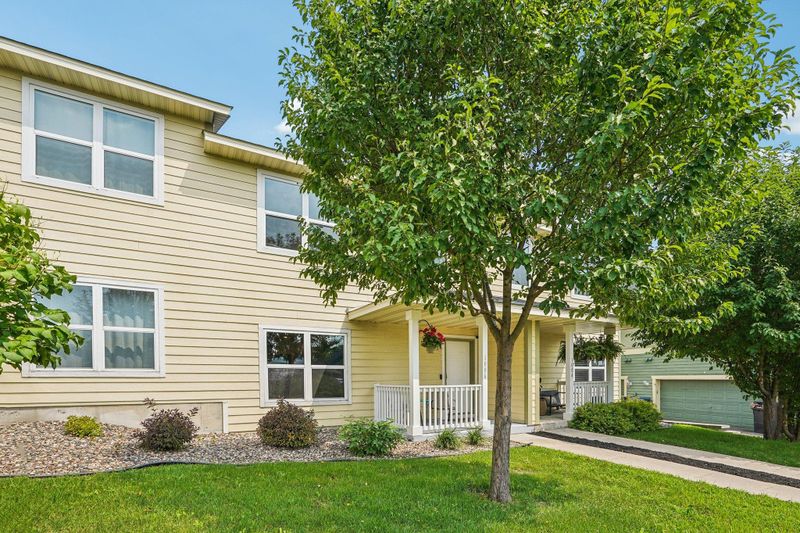 1006 Van White Memorial Blvd, Minneapolis, MN 55411