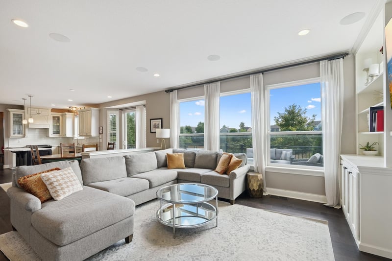 4106 San Vitero Ln, Victoria, MN 55318