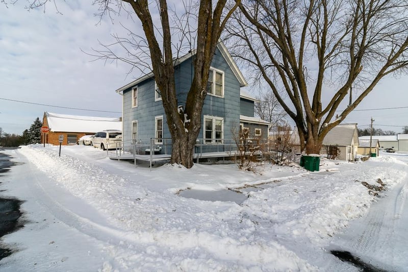 184 W Elm St, Kilkenny, MN 56052