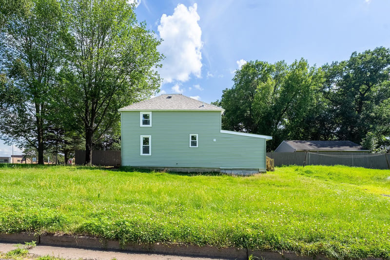 488 Minneapolis Ave S, Amery, WI 54001