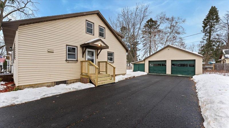915 4th Ave SW, Pine City, MN 55063