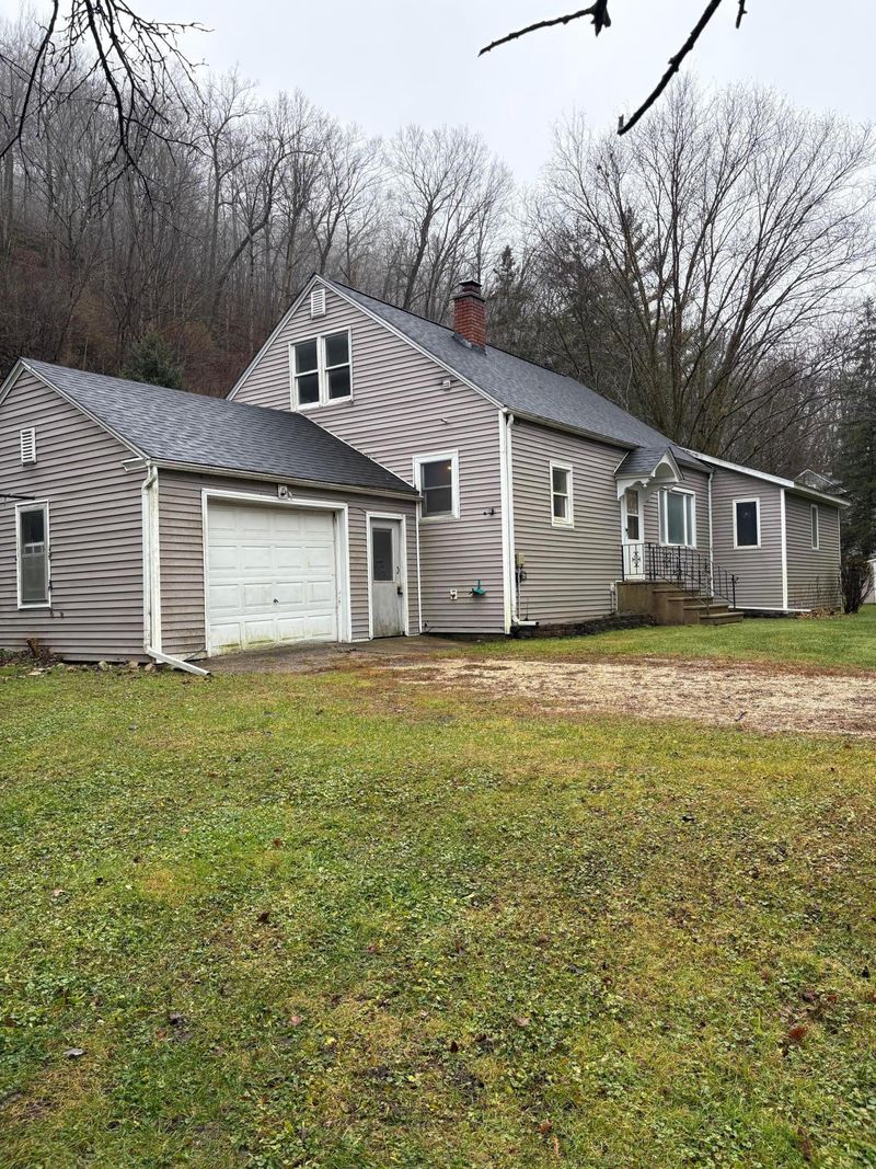 23121 Highway 14, Lewiston, MN 55952