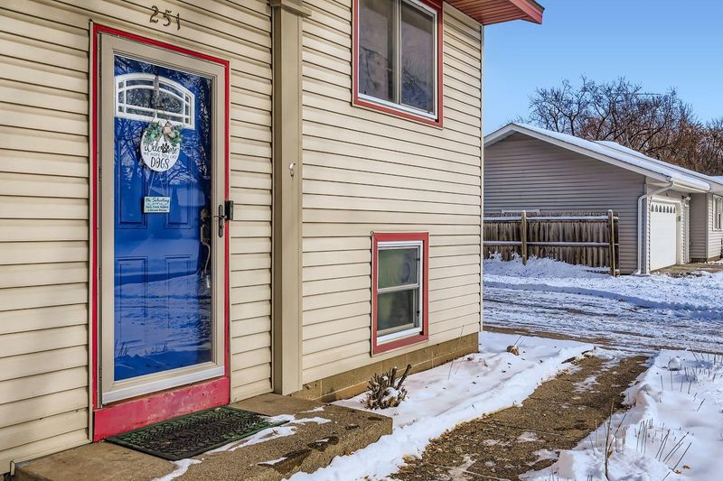 251 109th Ln NW, Coon Rapids, MN 55448