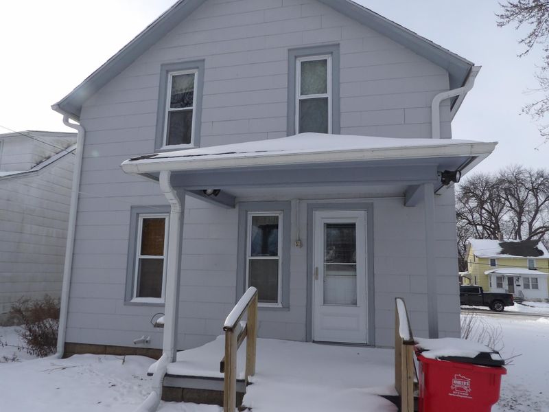 301 12th St SE, Austin, MN 55912