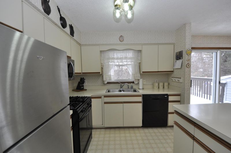 805 36th St SW, Rochester, MN 55902