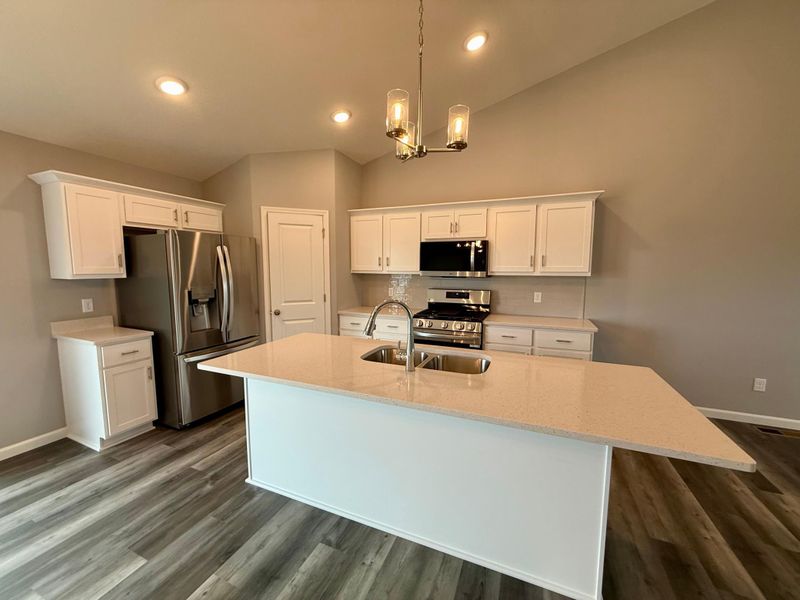 2876 Iverson Ave NE, Saint Michael, MN 55376