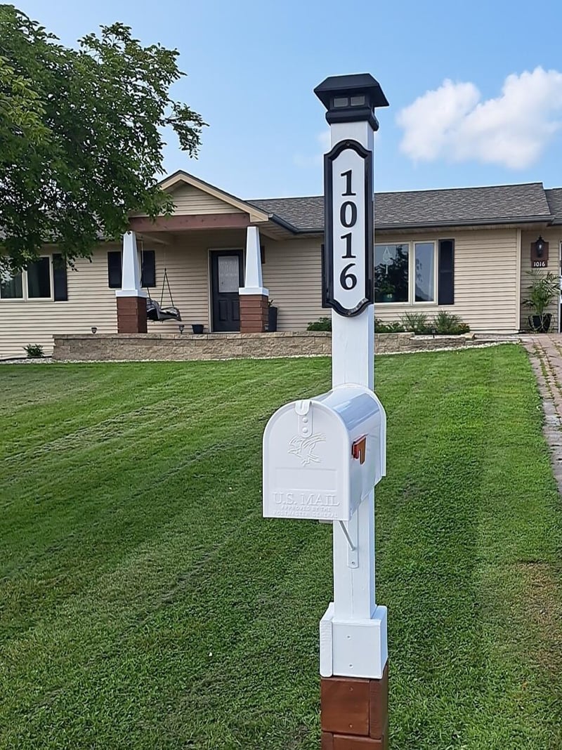 1016 2nd St NE, Elbow Lake, MN 56531