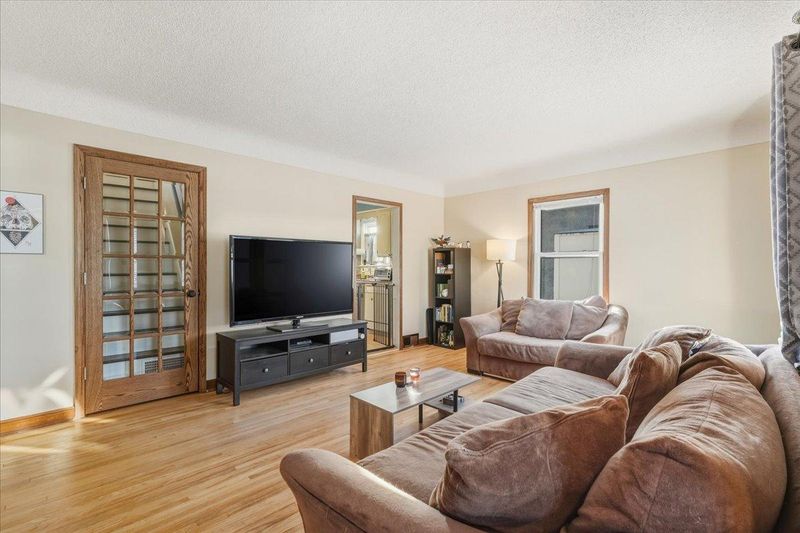 1730 Arlington Ave E, Saint Paul, MN 55106