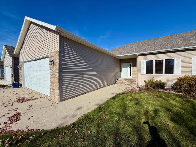 626 43rd Ave S, Moorhead, MN 56560