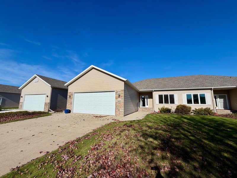 626 43rd Ave S, Moorhead, MN 56560