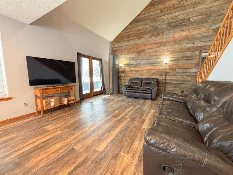 21286 345th St, Erhard, MN 56534