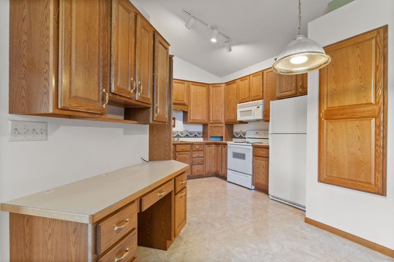 13136 Vintage St NW, Coon Rapids, MN 55448