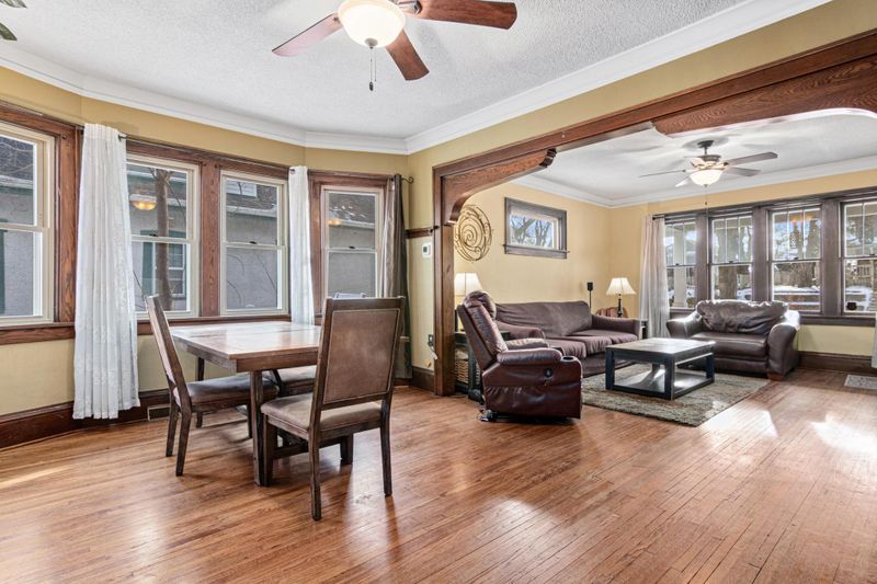 885 Sherwood Ave, Saint Paul, MN 55106