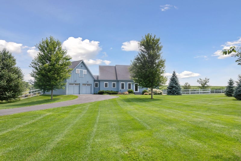 5827 154th St E, Faribault, MN 55021