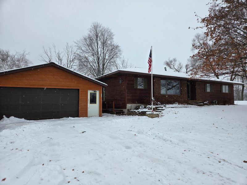 306 S Burr Oak St, Rushford, MN 55971