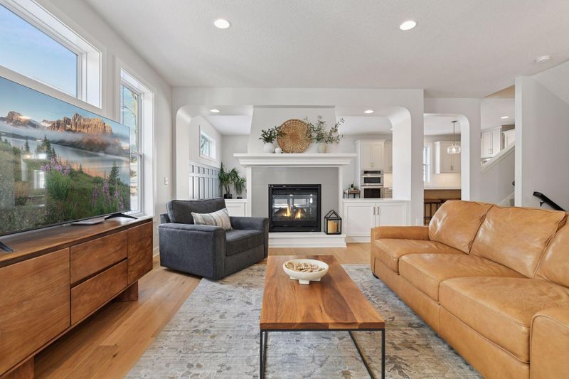 5023 Boulder Ln, Chaska, MN 55318