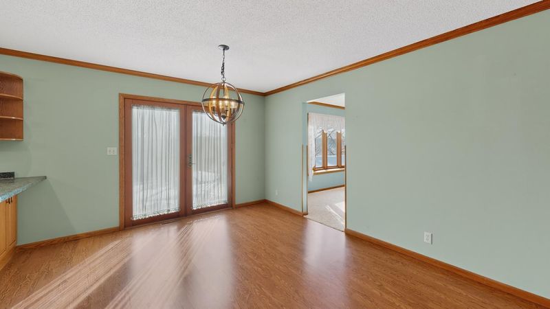 407 Johnson Dr, Lanesboro, MN 55949