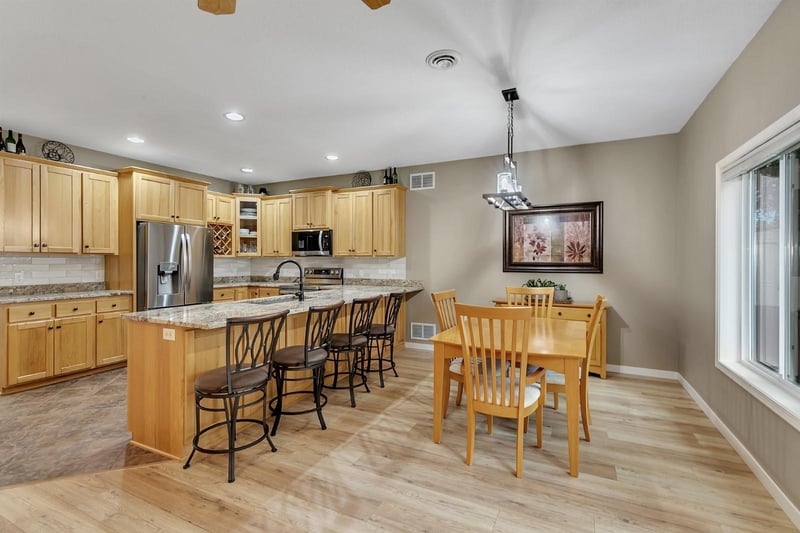 6536 Kenwood Rd, Saint Cloud, MN 56303