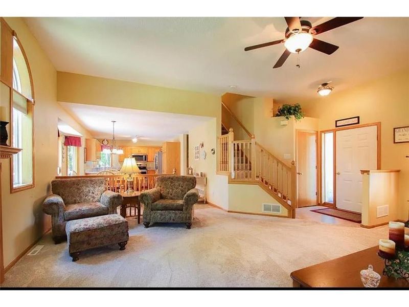 23501 Birch Cir, Rogers, MN 55374