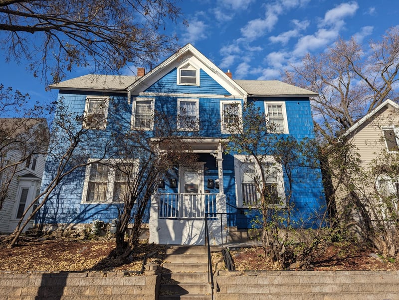 23 Acker St W, Saint Paul, MN 55117