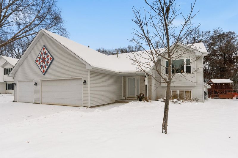 1325 Driving Park Rd, Stillwater, MN 55082