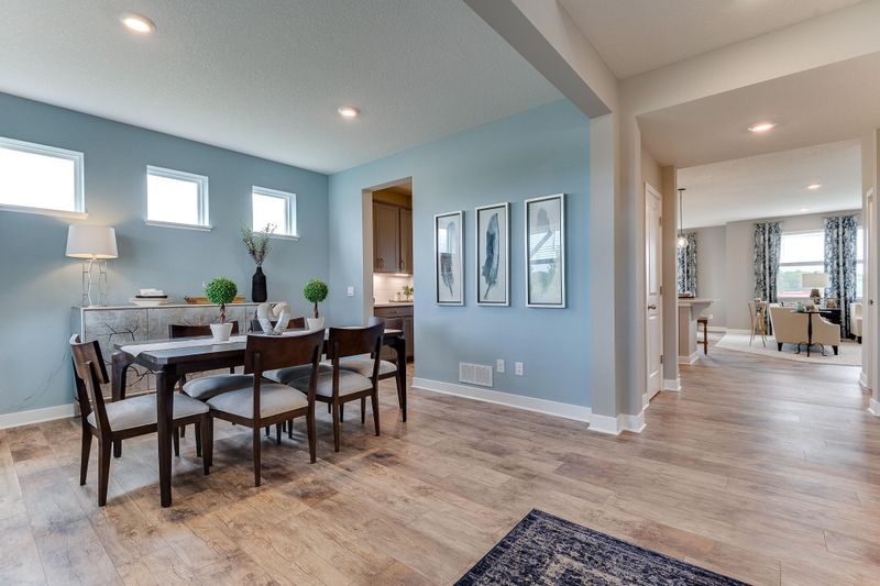 1852 Marsh View Ter, Shakopee, MN 55379