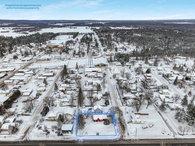 224 E Arthur Ave, Bruce, WI 54819