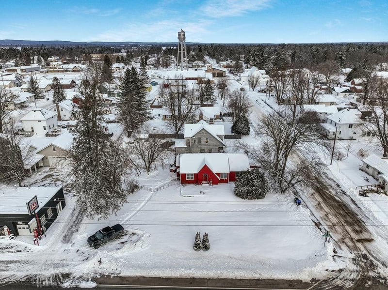 224 E Arthur Ave, Bruce, WI 54819