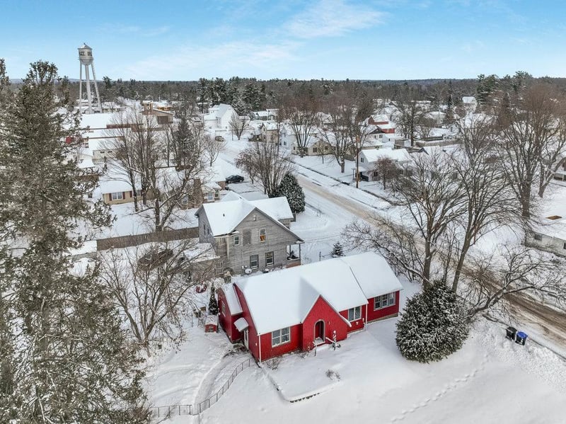 224 E Arthur Ave, Bruce, WI 54819
