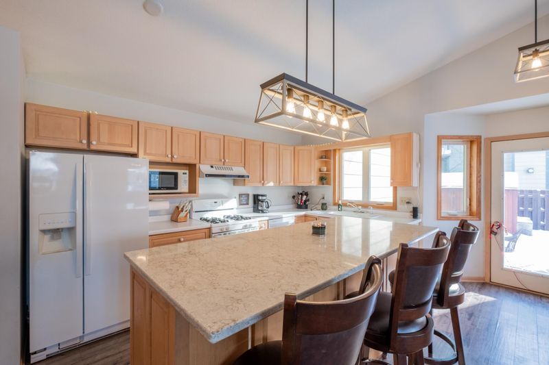 2100 Taylor Ct, Northfield, MN 55057