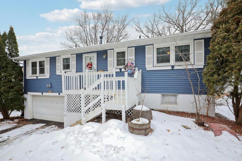 544 3rd Ave NW, New Brighton, MN 55112