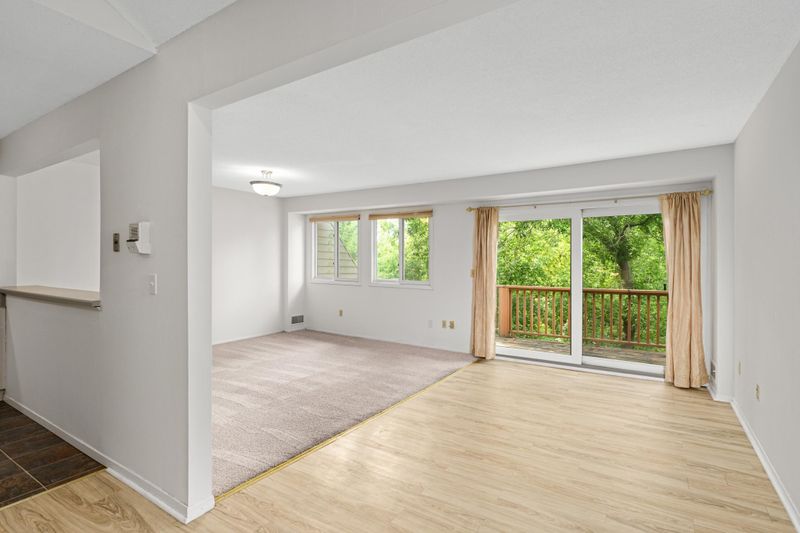 8944 Neill Lake Rd #142B, Eden Prairie, MN 55347