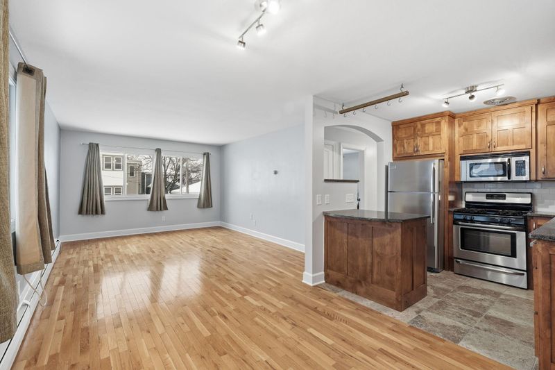 2507 Bryant Ave S #103, Minneapolis, MN 55405